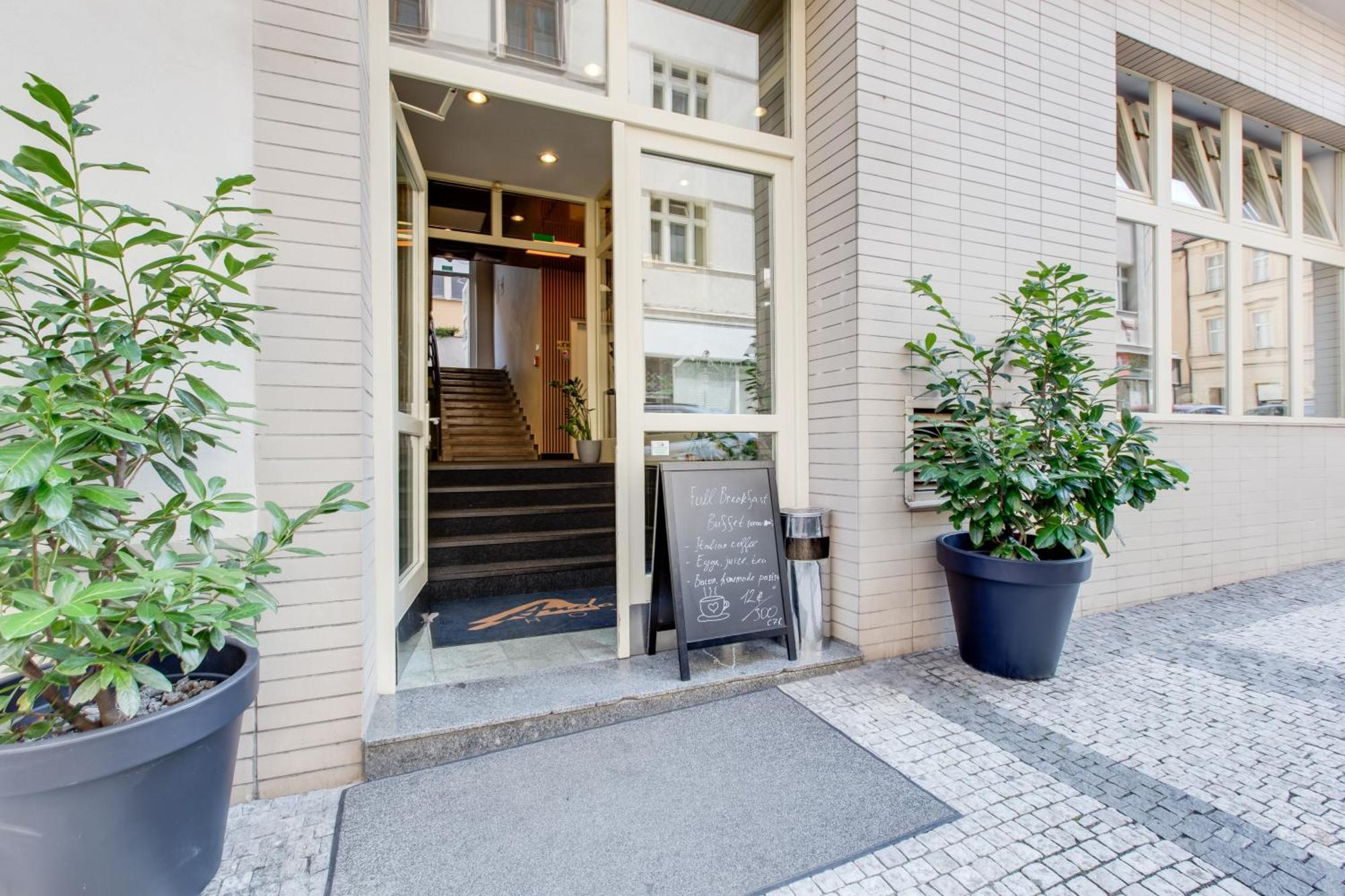 Andante Hotel Prague Exterior photo